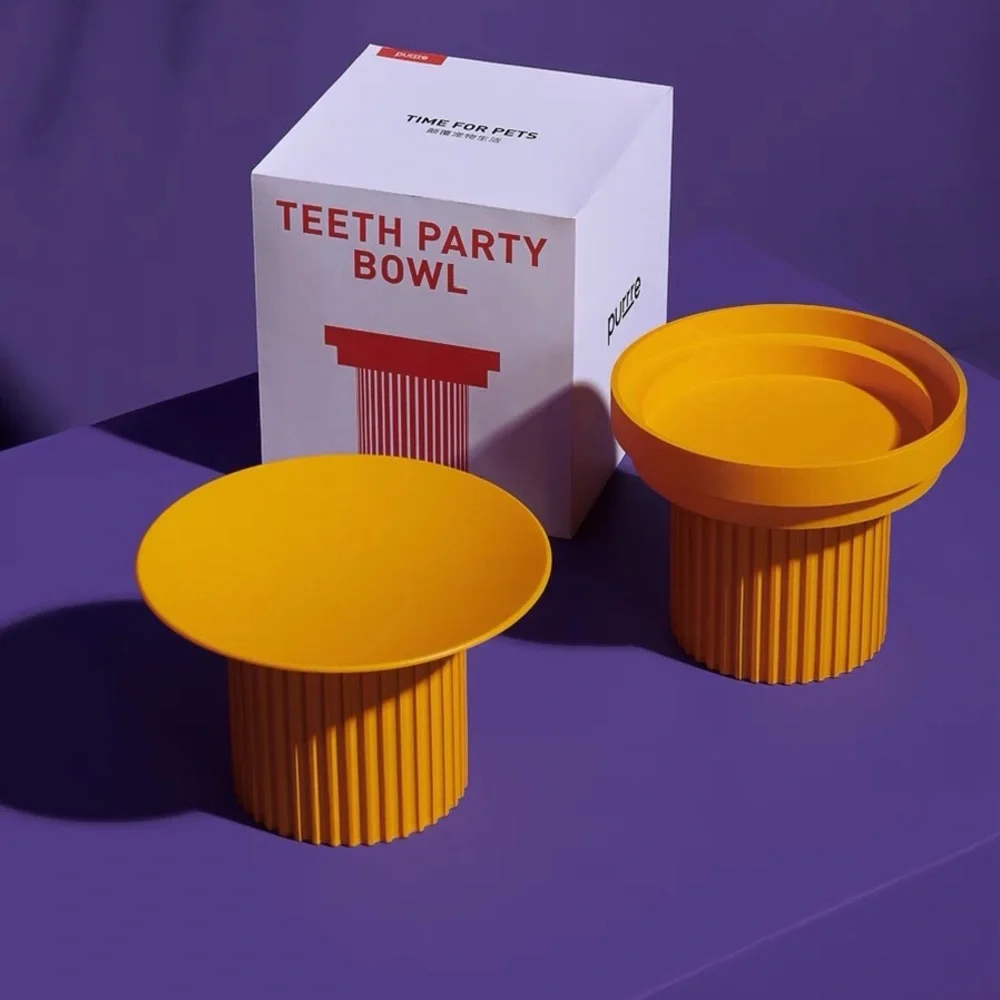 Purrre elevated pet bowl protecting cervical spine & prevent spilling food